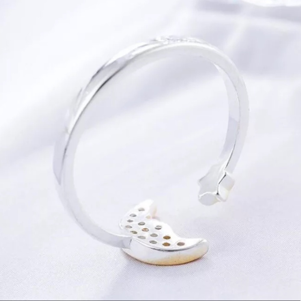 π Gold Colored S 925 Crescent Moon Ring π - Picture 5 of 5